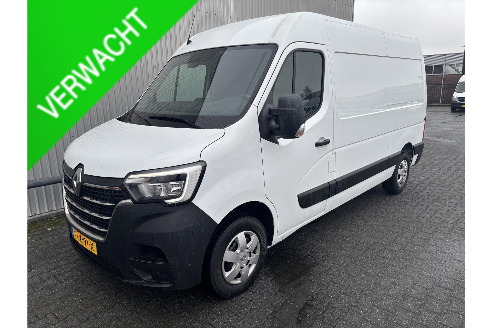 Renault Master T35 2.3 dCi 135 L2H2 Work Edition